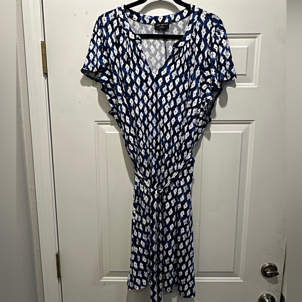 Lane Bryant Plus Size Flutter-Sleeve V-Neck Knit Swing Dress size 22/24